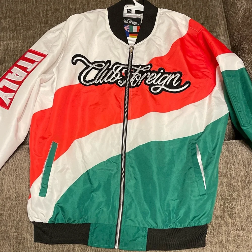 Club foreign bomber - Picture 1 of 5